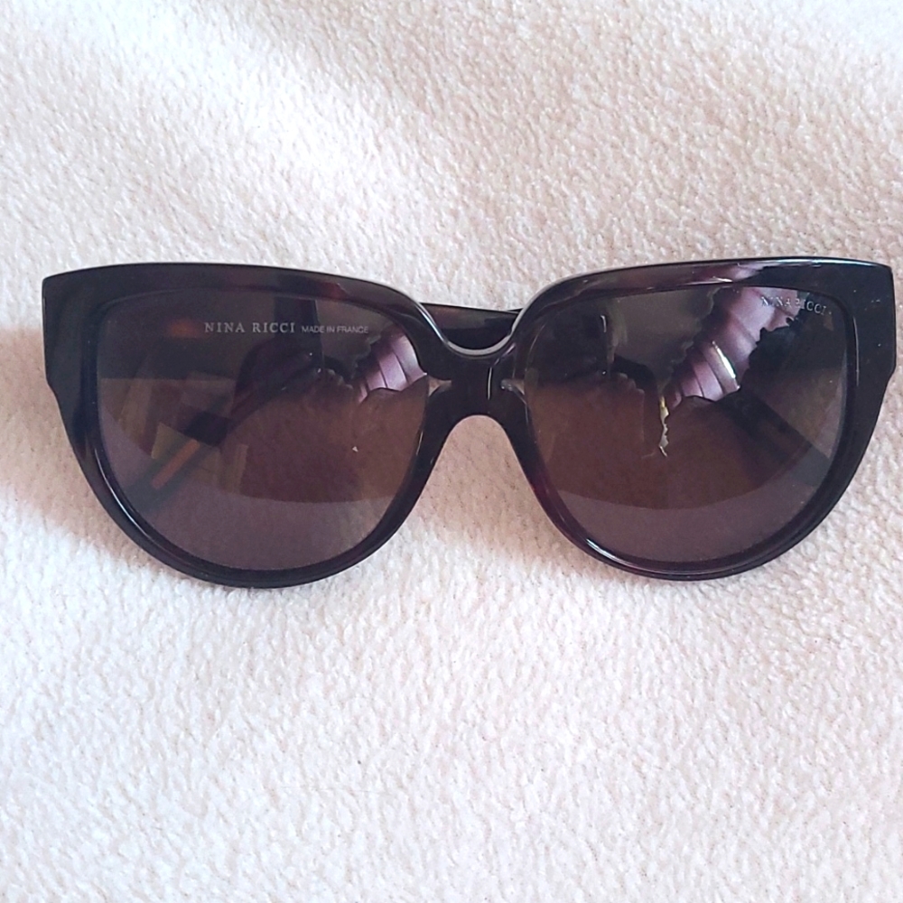 Nina Ricci sunglasses
